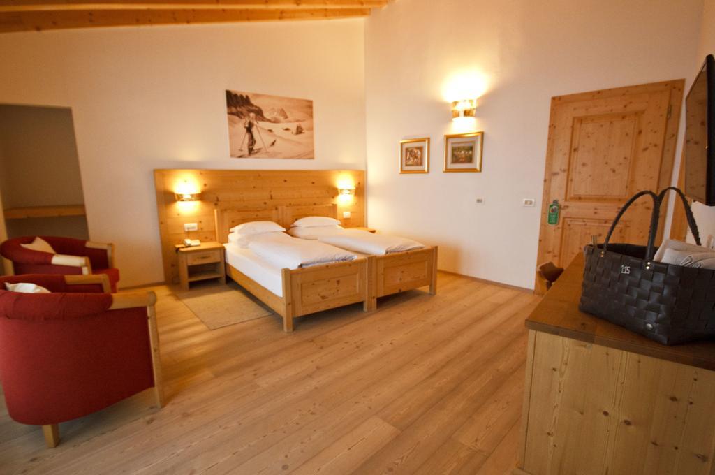 Hotel Gran Paradiso 산카시아노 객실 사진