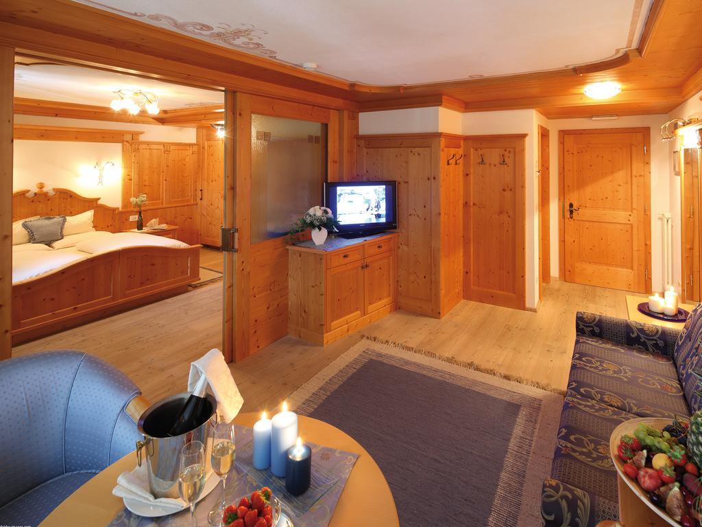 Hotel Gran Paradiso 산카시아노 객실 사진